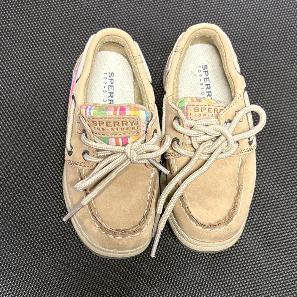 Sperry Tan Moccasin Boat Shoes with Multicolor Stripe Trim baby girl size 7.5